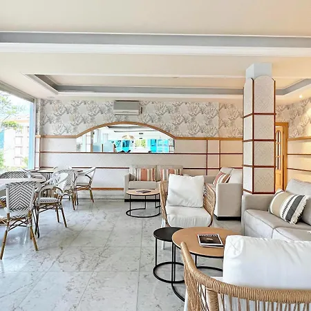 Moon Dreams Hotel Noja